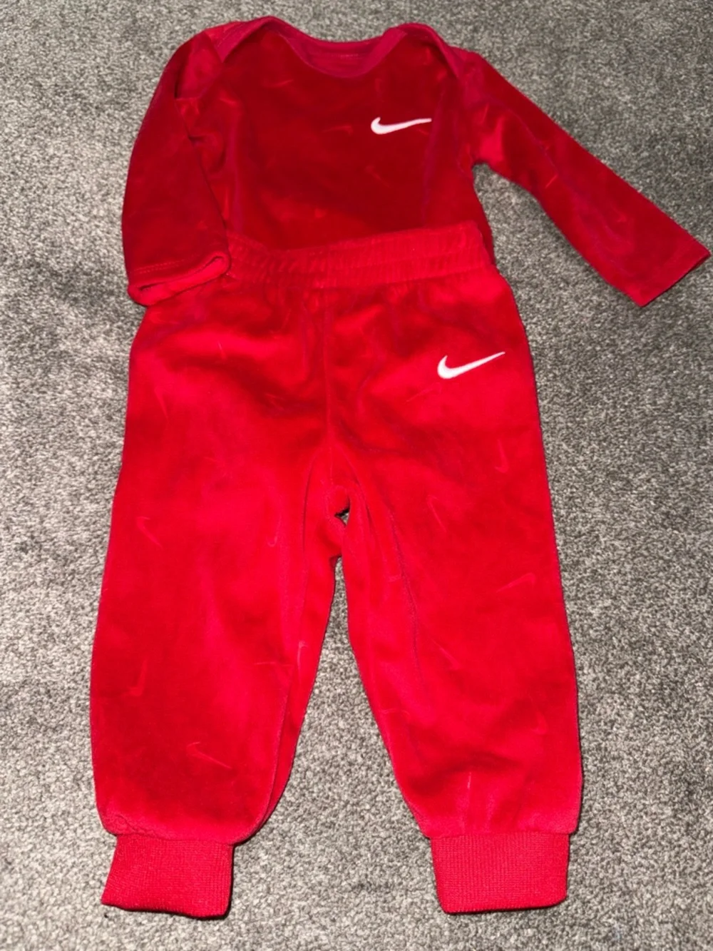 Nike Red Baby Velour Tracksuit with White Swoosh - Picture 1 of 6